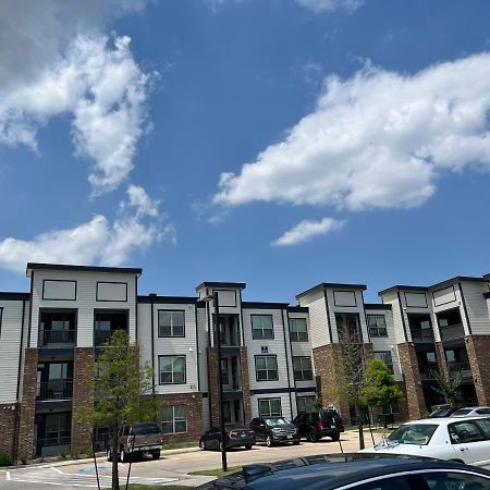 Comfy Abode Near Bush Airport Apartment Houston Exterior photo