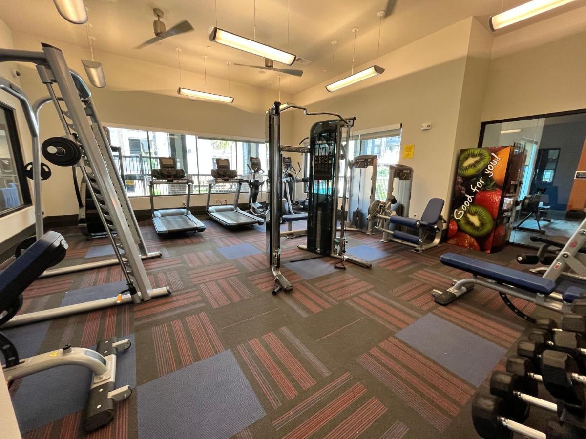 Comfy Abode Near Bush Airport Apartment Houston Exterior photo